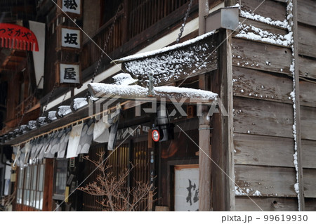 真冬の宿場町（奈良井宿　長野県 塩尻市） 99619930