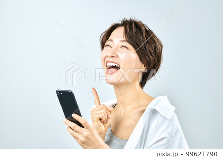 ミドル女性のビューティーイメージ(スキンケア) ミドル女性のビューティーイメージ(スキンケア) 99621790