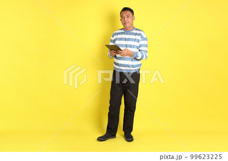 40s Asian Man 99623225