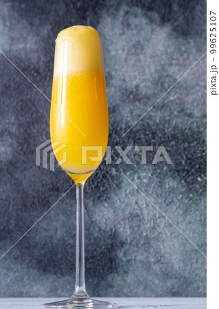 Mango Mimosa cocktail 99625107