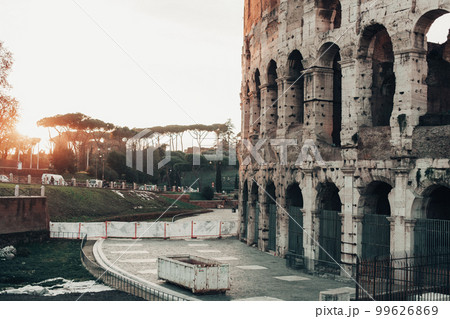 Rome, Italy, the Colosseum is an old ancient building of the battle of gladiators. 99626869