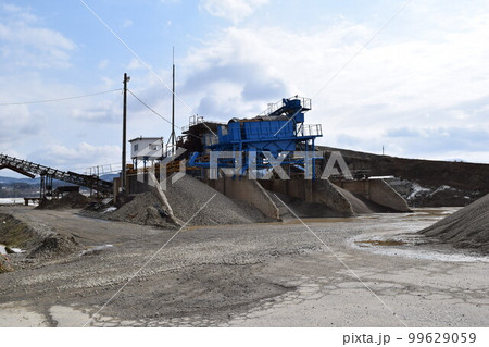 砕石工場 建設資材の生産現場 99629059