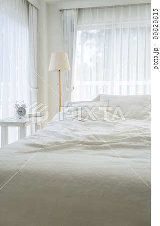 ベッドルーム  イメージ 99629615