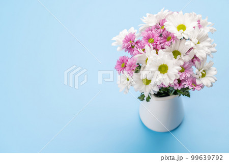Colorful daisy flowers bouquet Colorful daisy flowers bouquet 99639792