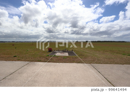 下地島（宮古島）の絶景 17END　滑走路側 99641494