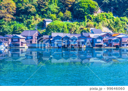 海の京都 伊根の舟屋の風景 99646060