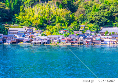 海の京都 伊根の舟屋の風景 99646067