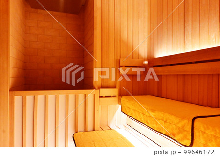 サウナ浴　サウナ室　温浴施設　イメージ素材 99646172