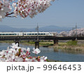 アーバンライナーと桜 99646453