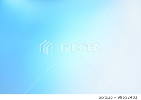 背景　夏イメージのクールで涼しそうな青色背景　青空や海のイメージ 99652403
