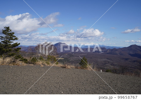 長野県 軽井沢町 小浅間山登山 小浅間山山頂より浅間隠山方面を見る 2022年12月8日 長野県 軽井沢町 小浅間山登山 小浅間山山頂より浅間隠山方面を見る 2022年12月8日 99658767