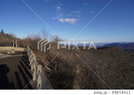 長野県　軽井沢町　旧軽井沢　群馬県長野県県境　碓氷峠　見晴台から高崎方面　　2022年12月8日 99659411