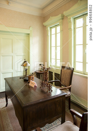 張氏帥府 張氏帥府 99668802