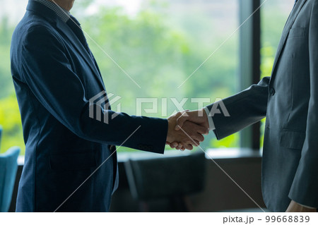 ビジネスシーン 99668839