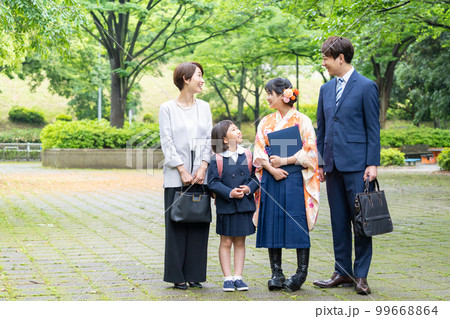 卒業式　家族　袴　 99668864