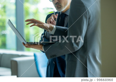 ビジネスシーン 99668960