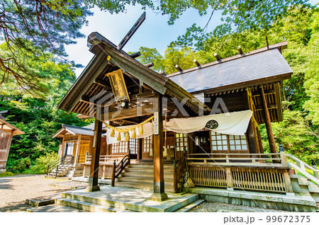 新潟 春日山神社 ~拝殿~ 新潟 春日山神社 ~拝殿~ 99672375