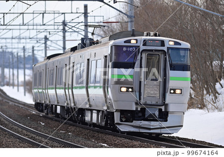 千歳線 島松ー北広島 JR北海道 733系0番台 B-103編成(札幌) 千歳線 島松ー北広島 JR北海道 733系0番台 B-103編成(札幌) 99674164