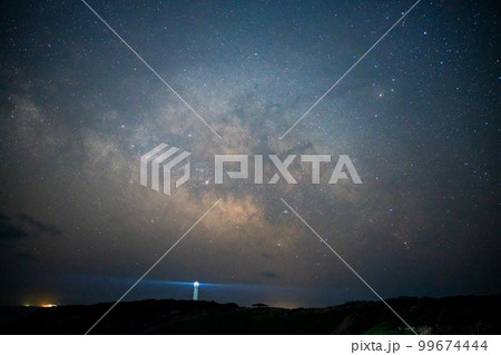 伊豆の爪木崎灯台と天の川 伊豆の爪木崎灯台と天の川 99674444