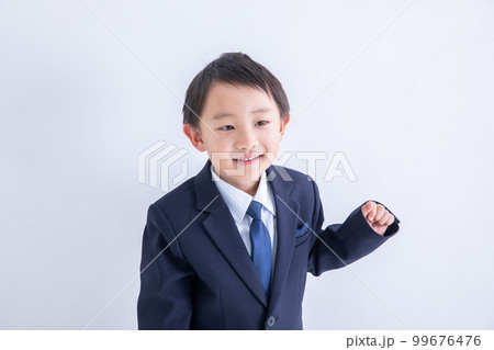 入学式　entrance ceremony 99676476