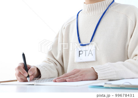 PTA役員の会議・打ち合わせイメージ 99678431