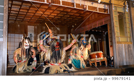 なまはげ太鼓　男鹿半島柴灯祭り　秋田県 99679141