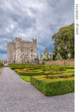 Kilkea Castle, Ireland Kilkea Castle, Ireland 99686745