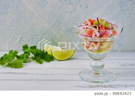 メキシコ料理のセビーチェ メキシコ料理のセビーチェ 99692625