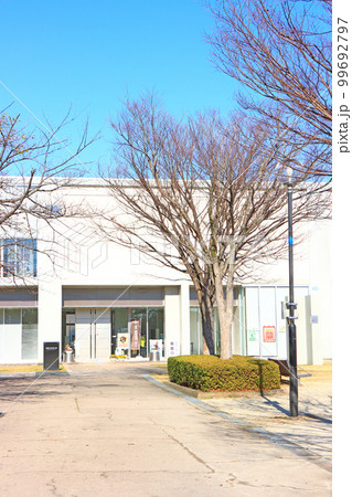 西尾市、西尾市岩瀬文庫の風景 西尾市、西尾市岩瀬文庫の風景 99692797