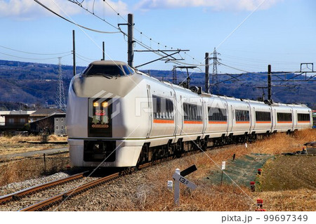 草津温泉へ…温泉特急『草津』651系1000番台 99697349