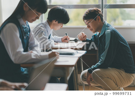 Middle school Middle school 99699731