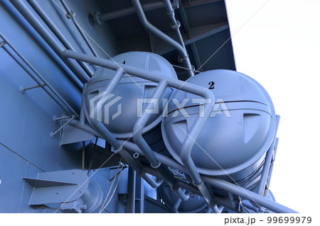 護衛艦の救命筏 護衛艦の救命筏 99699979