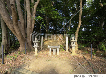 小野妹子墓(大阪府南河内郡太子町) 小野妹子墓(大阪府南河内郡太子町) 99700935