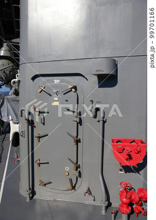 護衛艦の扉 ハッチ 護衛艦の扉 ハッチ 99701166