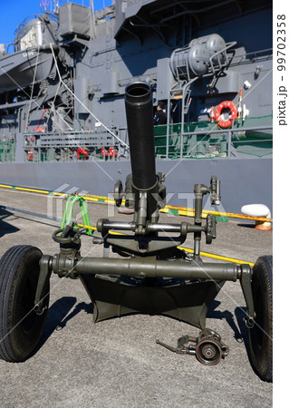 陸上自衛隊　迫撃砲　自衛隊 99702358