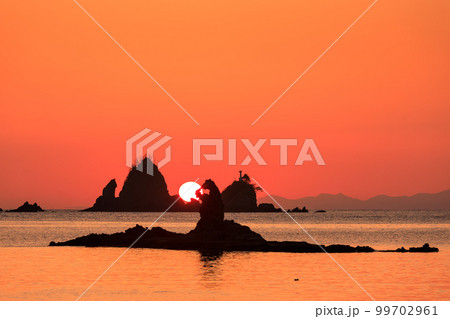 静岡西伊豆_大田子海岸の絶景夕陽 静岡西伊豆_大田子海岸の絶景夕陽 99702961