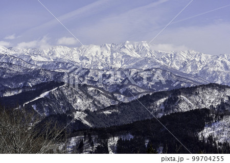 白山の雪景色 白山の雪景色 99704255