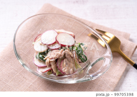 ラディッシュとツナのサラダ ラディッシュとツナのサラダ 99705398