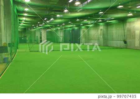 【愛媛県松山市】　坊っちゃんスタジアム　屋内練習場 99707435