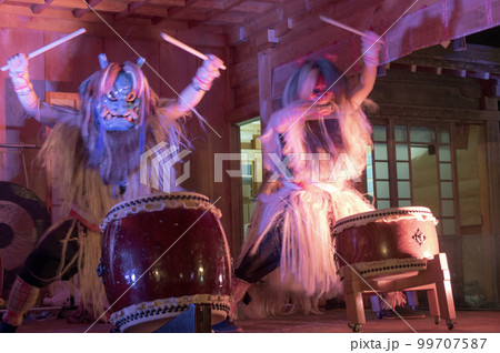 なまはげ太鼓　男鹿半島柴灯祭り　秋田県 99707587