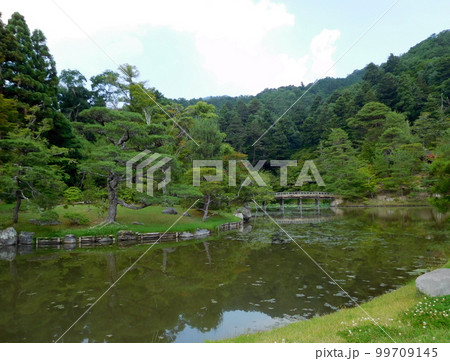 京都　修学院離宮　浴龍池　楓橋 99709145