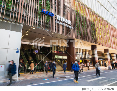 吉祥寺駅南口　※一部ソフトフォーカス 99709826