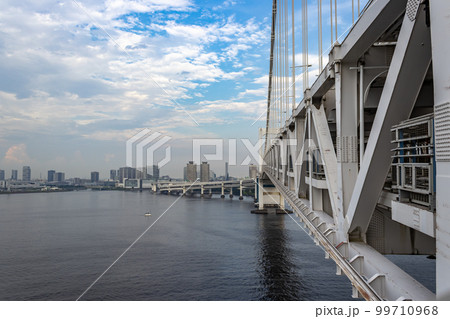Rainbow Bridge, Odaiba, Tokyo Bay, Japan. 99710968