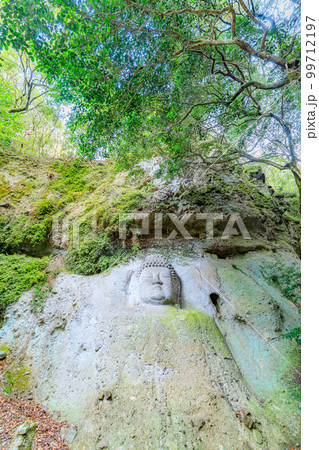 冬の熊野磨崖仏　大分県豊後高田市 99712197