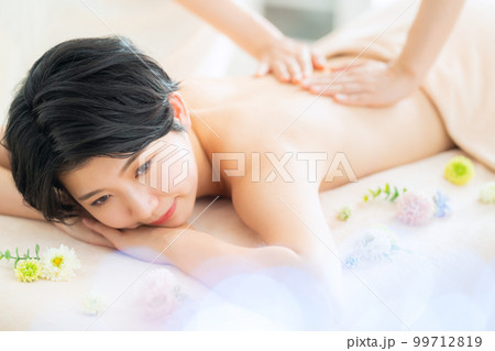 エステ 女性 ビューティー 美容 エステサロン エステ 女性 ビューティー 美容 エステサロン 99712819