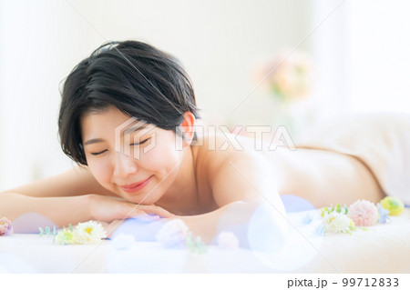 エステ 女性 ビューティー 美容 エステサロン エステ 女性 ビューティー 美容 エステサロン 99712833