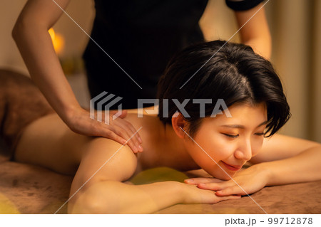 エステ 女性 ビューティー 美容 エステサロン エステ 女性 ビューティー 美容 エステサロン 99712878