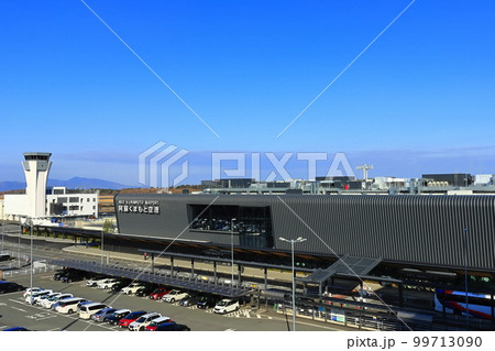 【熊本県】リニューアルした熊本空港 99713090