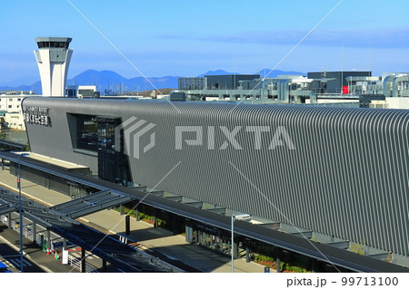 【熊本県】リニューアルした熊本空港 99713100