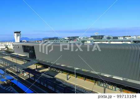 【熊本県】リニューアルした熊本空港 99713104